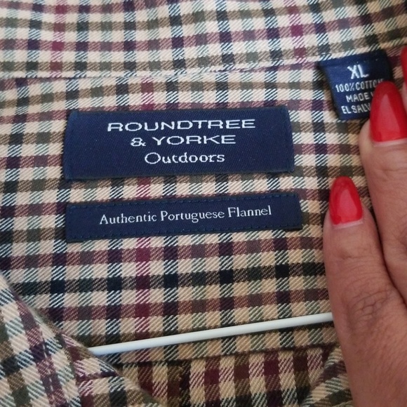 Casual button shirt - Picture 3 of 3